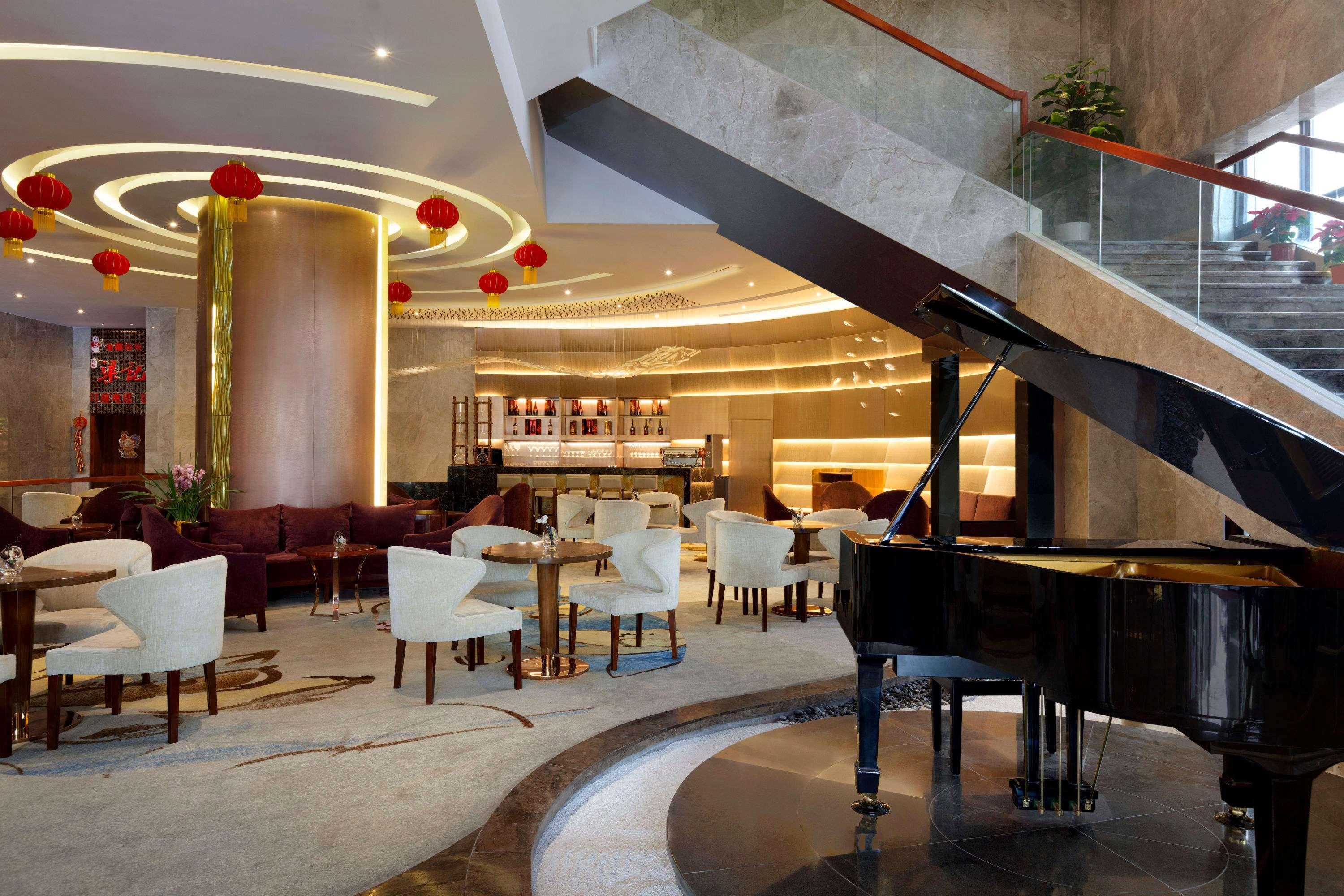 Ramada Foshan Hotel Экстерьер фото