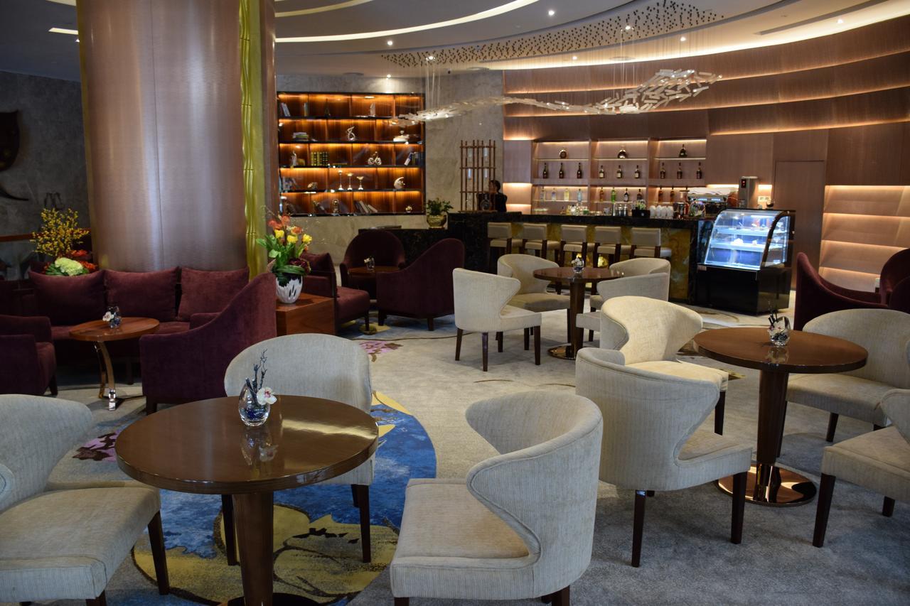 Ramada Foshan Hotel Экстерьер фото