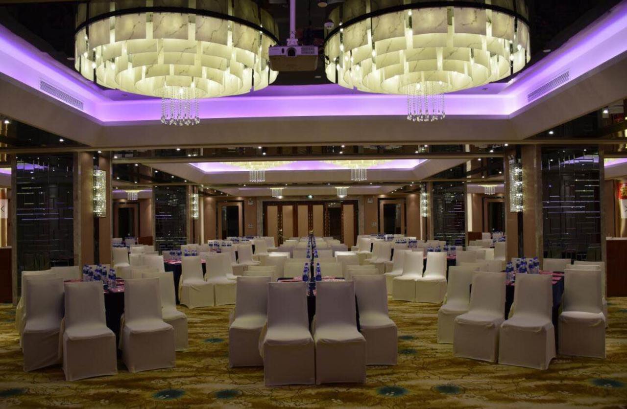 Ramada Foshan Hotel Экстерьер фото